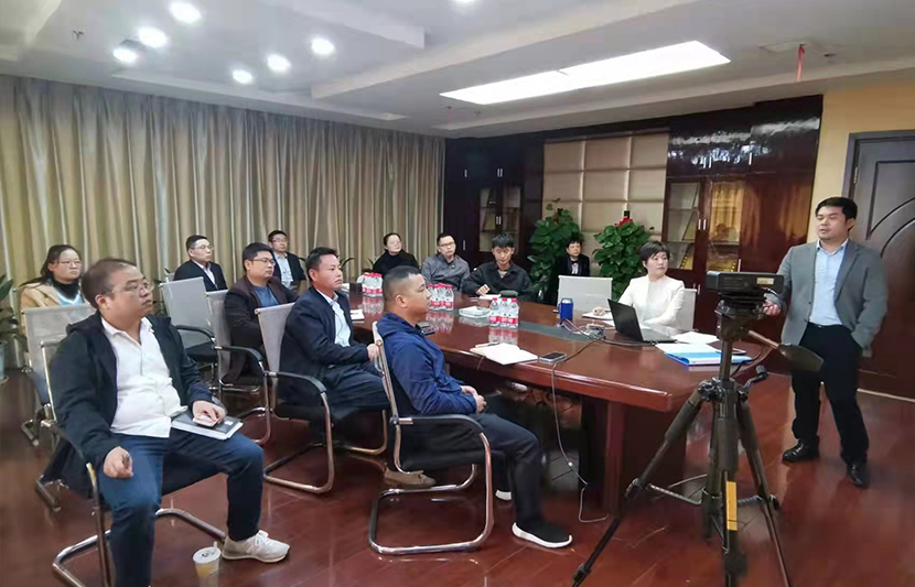 挺进环保开展工程项目质量与安全管理培训会